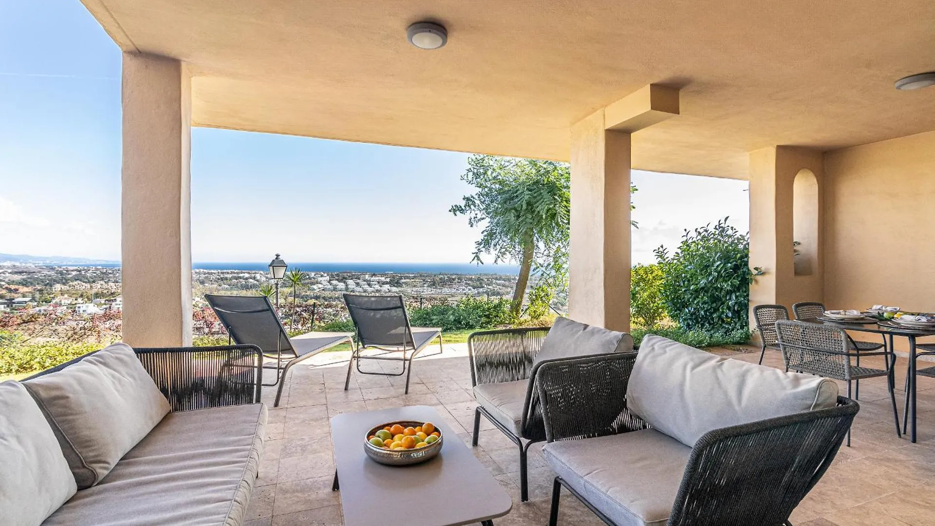 Sea Views And Garden In Hacienda Cifuentes Apartment Estepona